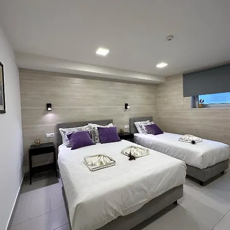 Apartment Santiago 2 *