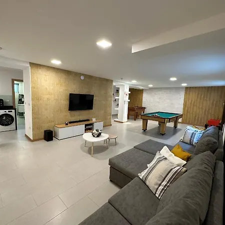 Santiago 2 * Castelo Do Neiva