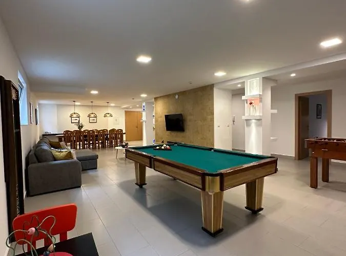 Apartment Santiago 2 *